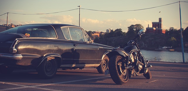 Olej motocyklowy, a samochodowy – to nie to samo? Sklep internetowy